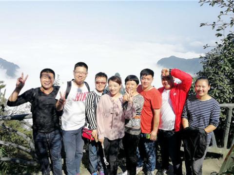 GALAXY银河国际集团2016年度先进员工张家界之旅