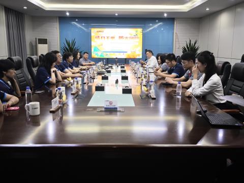 千里照归途 团圆共此时——GALAXY银河国际集团举行外地职工中秋活动